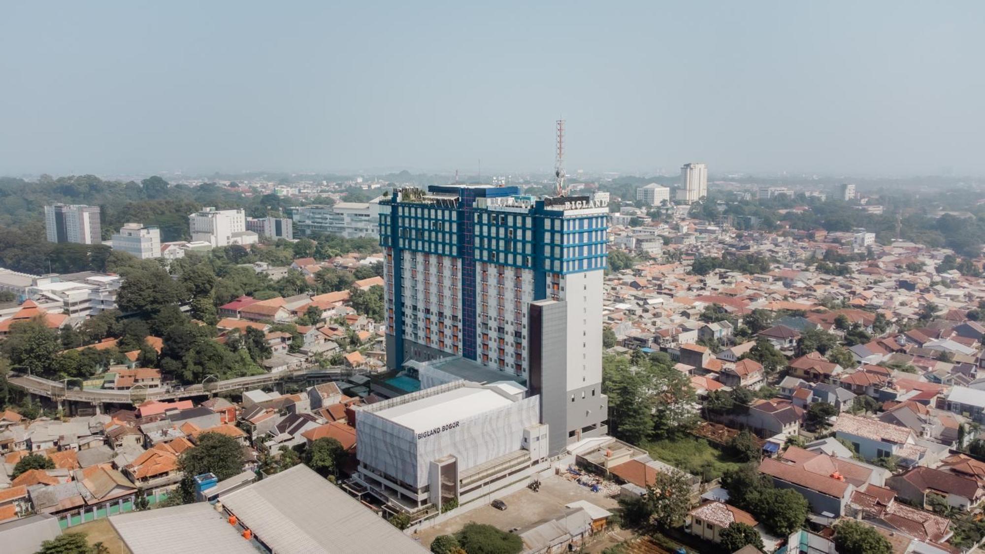 Bigland Bogor Hotel Powered By Archipelago Exterior foto